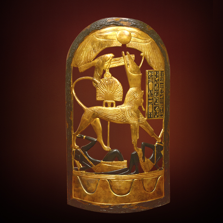 OPENWORK SHIELD WITH KING AS SPHINX