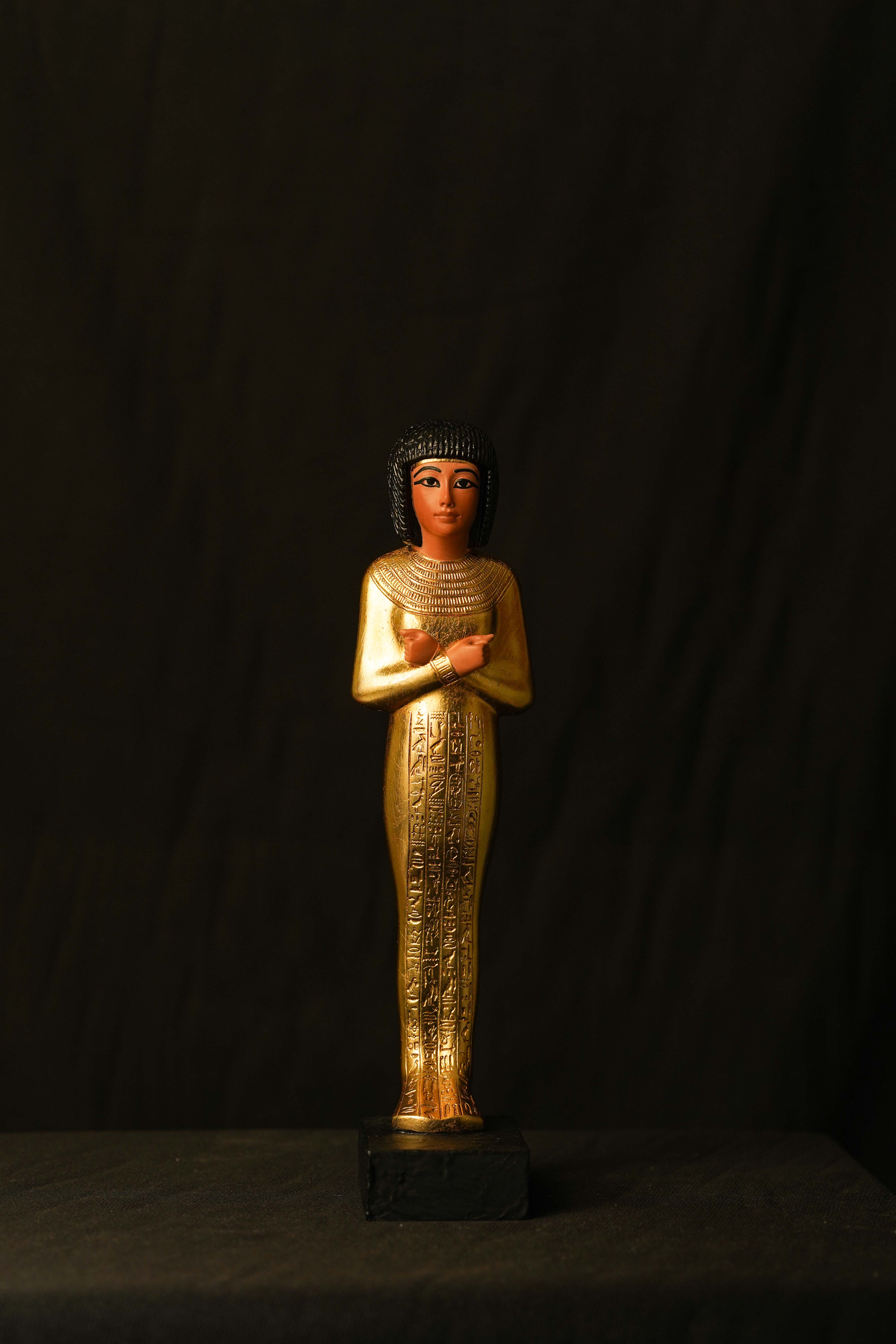 Egyptian King Tutankhamun statue, Museum replica for King Tutankhamun's statue, Replica statue for King Tutankhamun for sale.