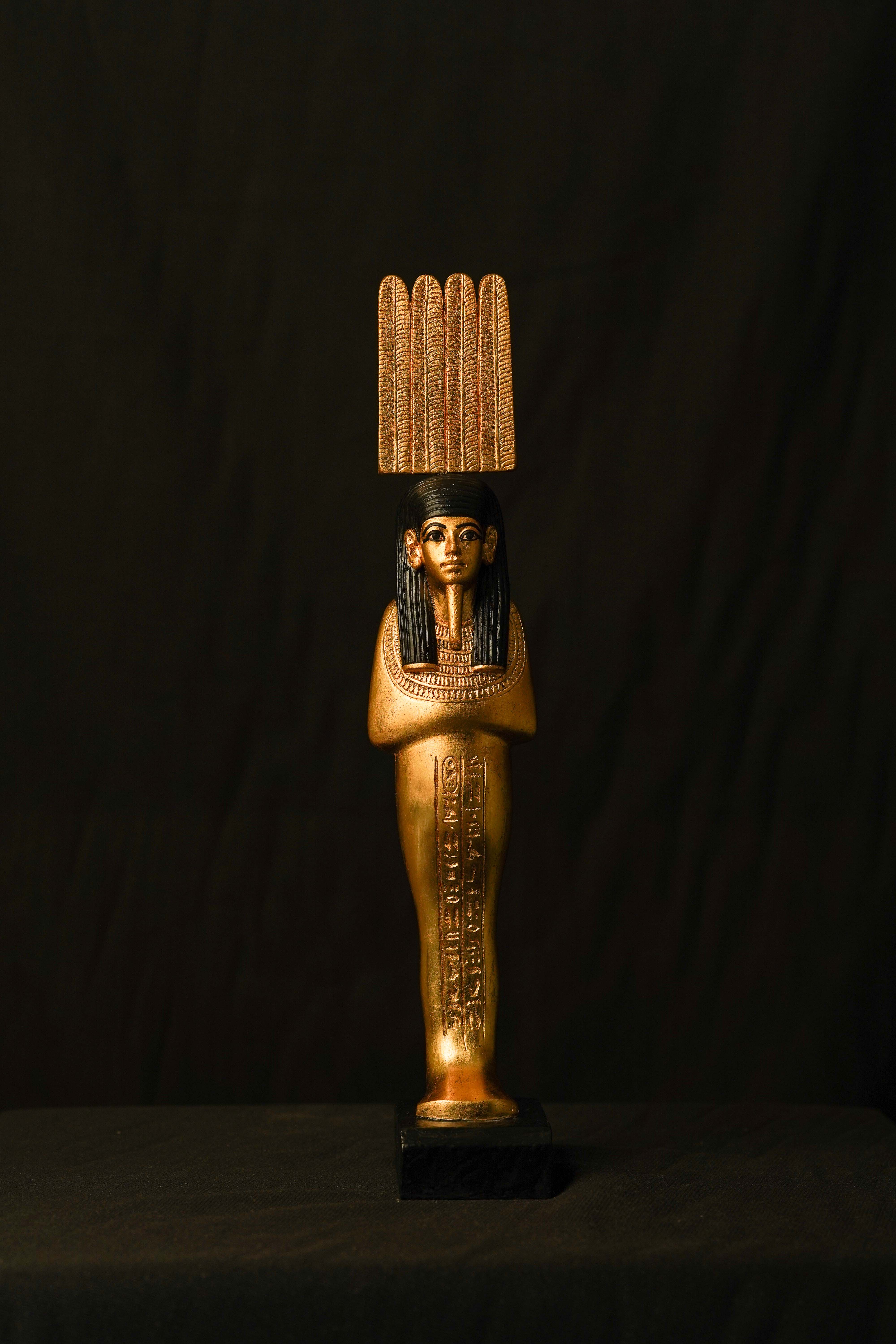 Golden statue from Tutankhamun tomb, Museum replica for Golden statue of Tutankhamun's statue, Replica statue for King Tutankhamun for sale.